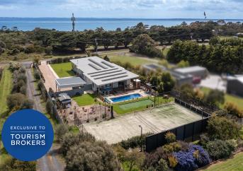 PURE LUXURY ON THE ISLAND - 2906MF