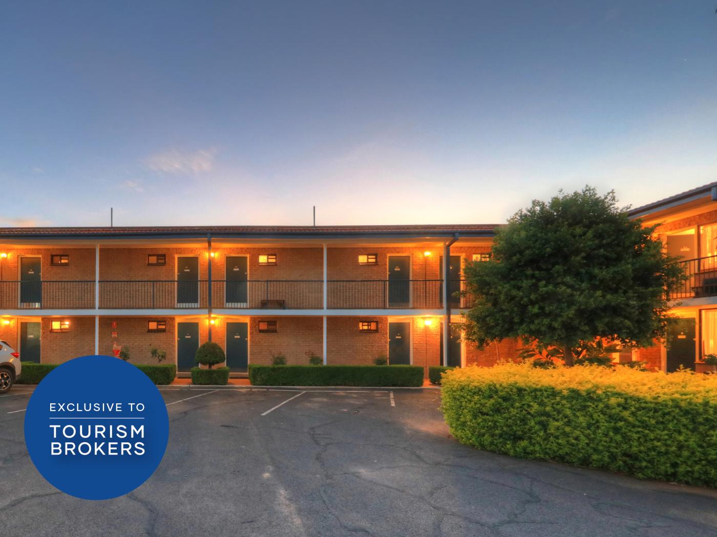 freehold motel accommodation business for sale