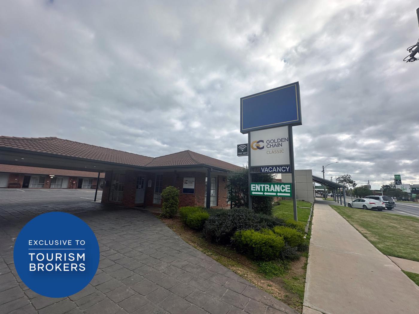leasehold motel accommodation business for sale