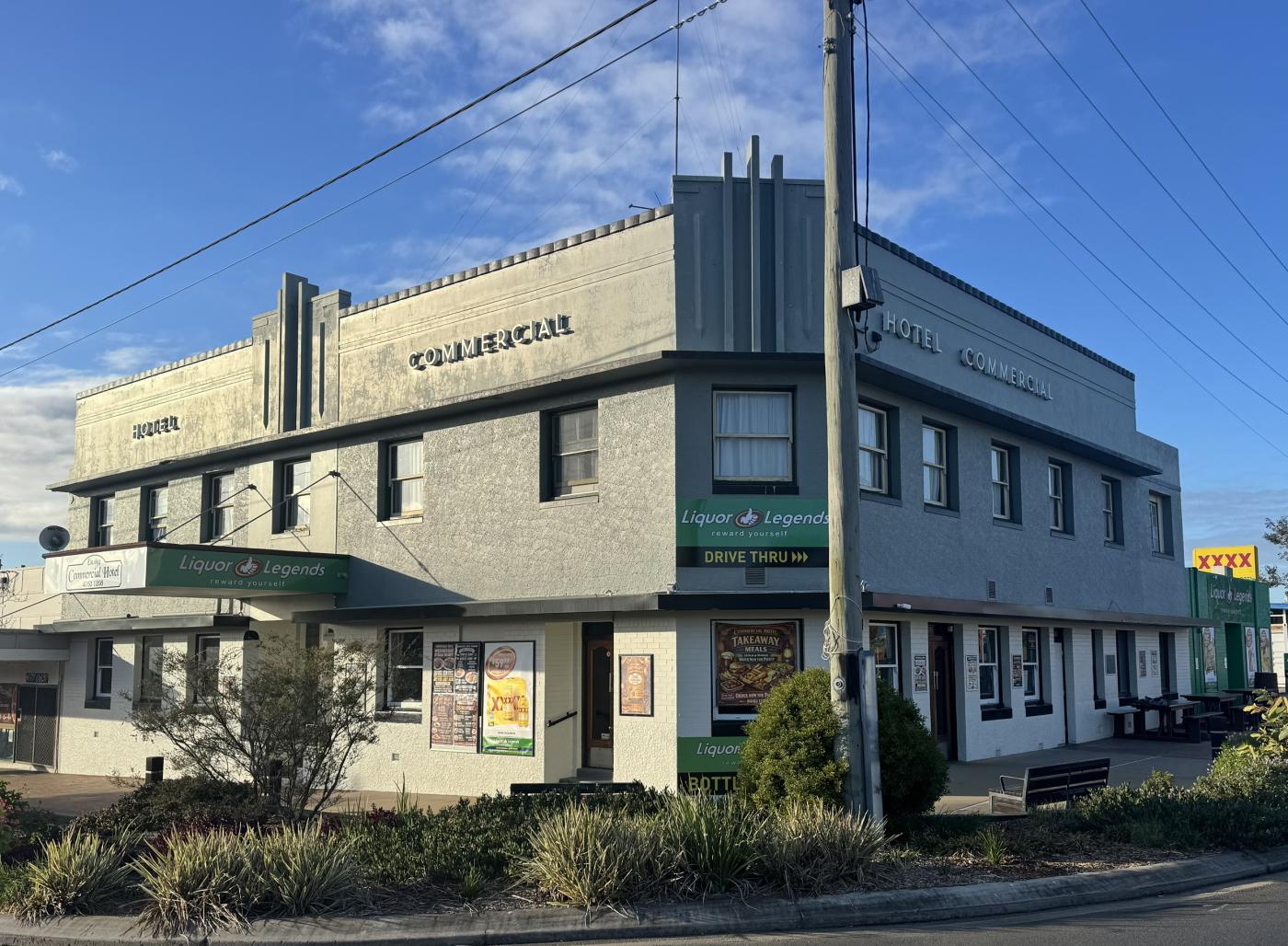 freehold hotel accommodation pub business for sale