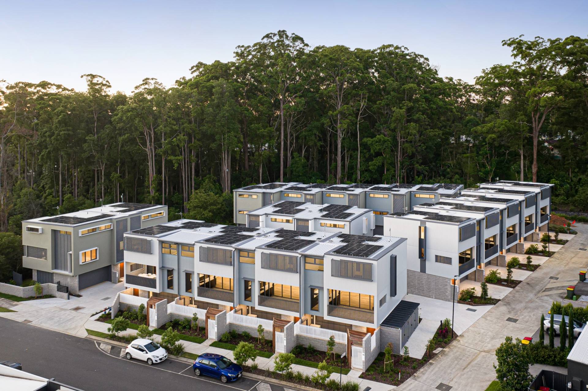 7, 9 Palm Forest Circuit, Forest Glen - Thumbnail 5