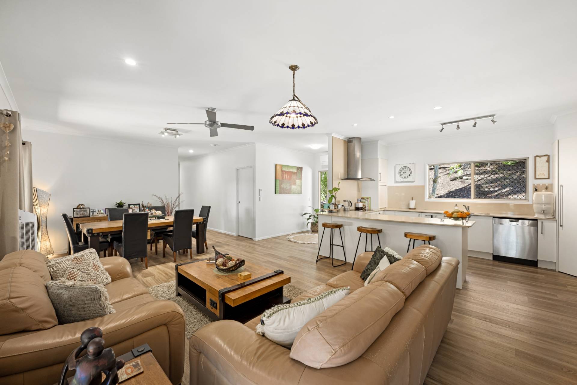14 Sugar View Lane, Rosemount - Thumbnail 2