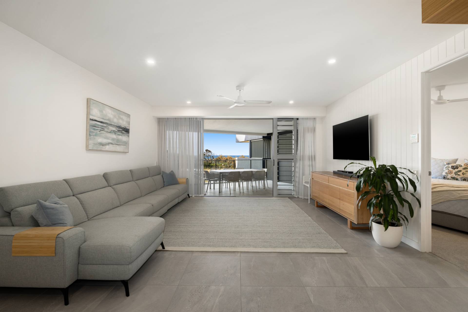203, 118 Alexandra Parade, Alexandra Headland - Thumbnail 4