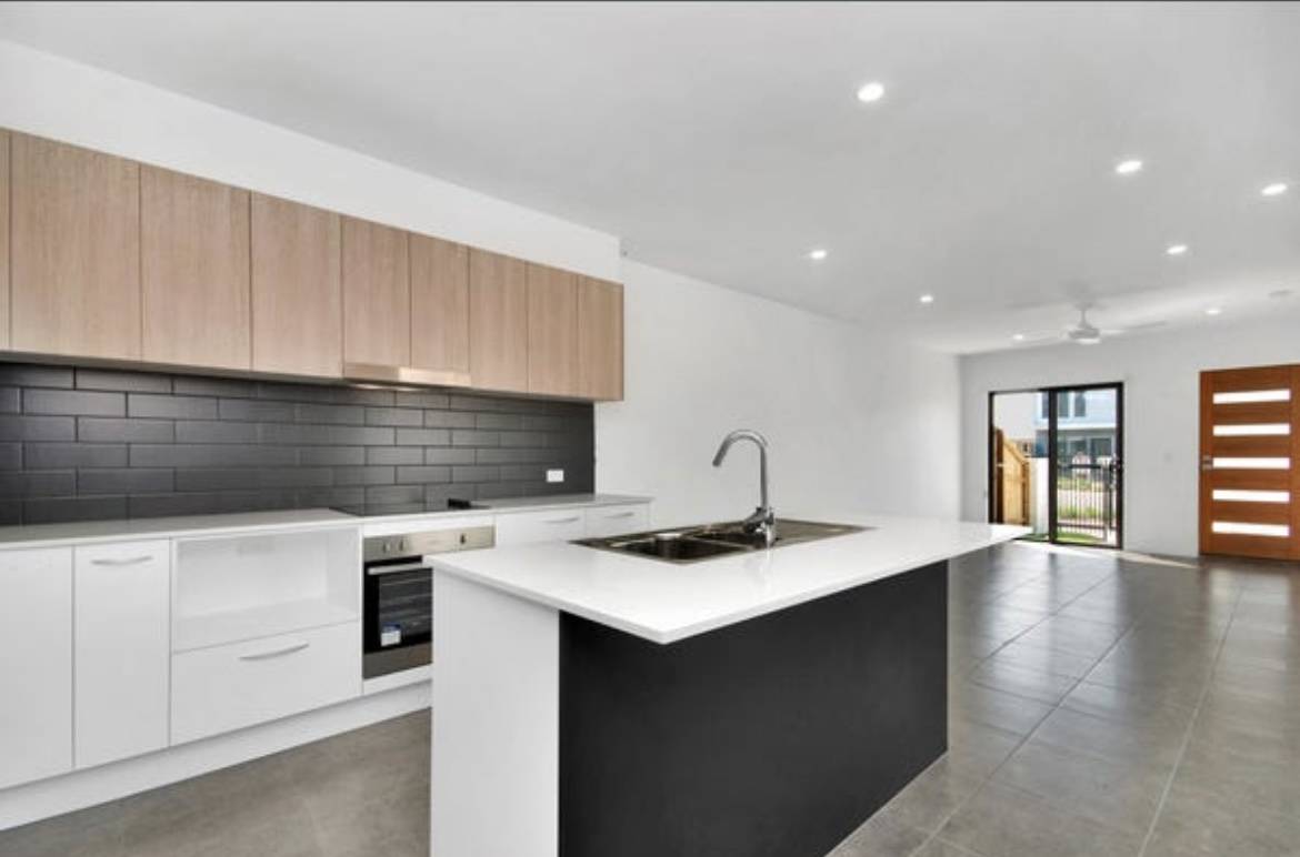 77 Tranquility Way, Palmview - Thumbnail 3