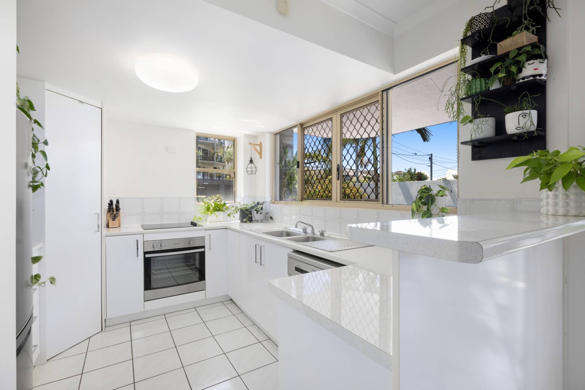 5, 13-15 Marjorie Street, Mooloolaba - Thumbnail 3