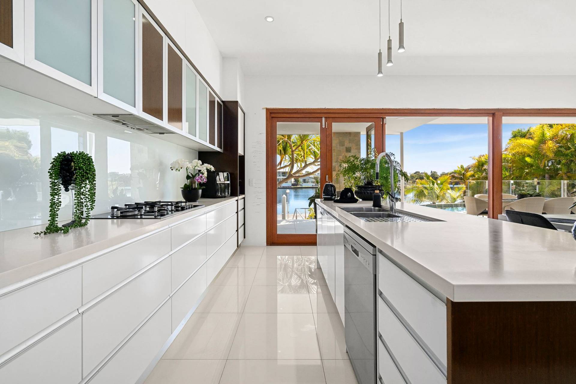 87 Bellanboe Circuit, Pelican Waters - Thumbnail 5