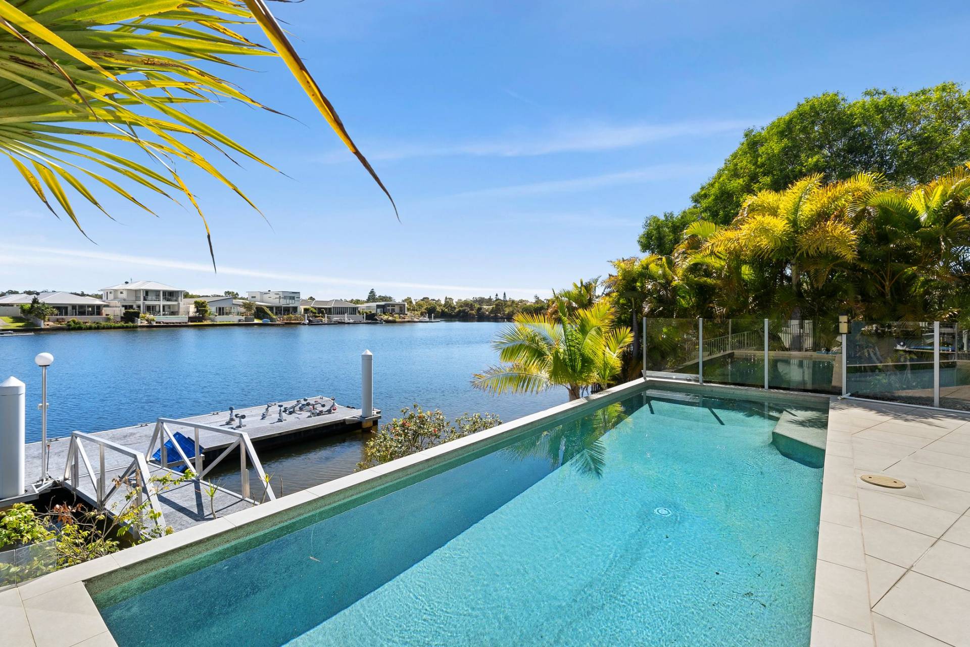 87 Bellanboe Circuit, Pelican Waters - Thumbnail 2