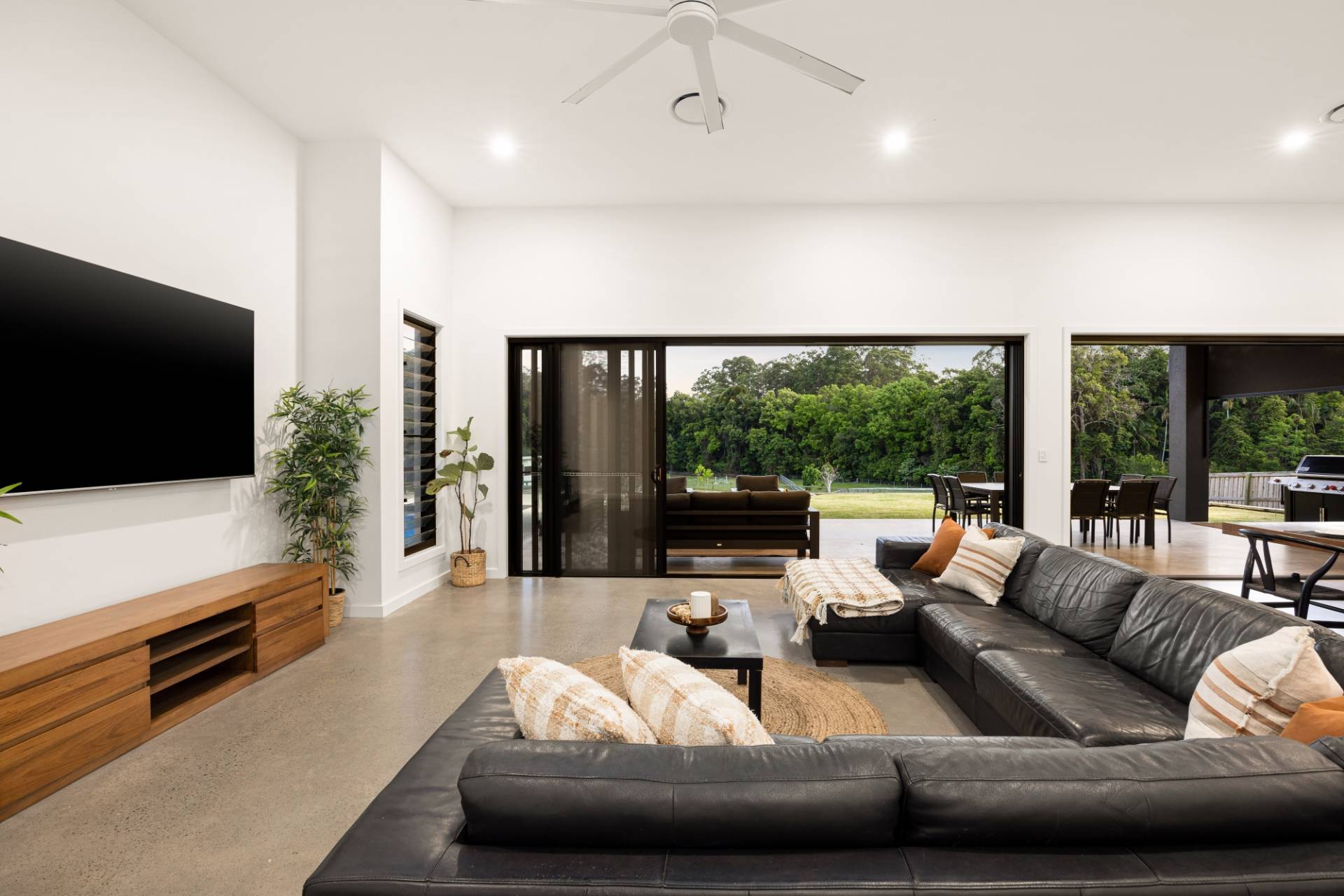 425 Glenview Road, Glenview - Thumbnail 8