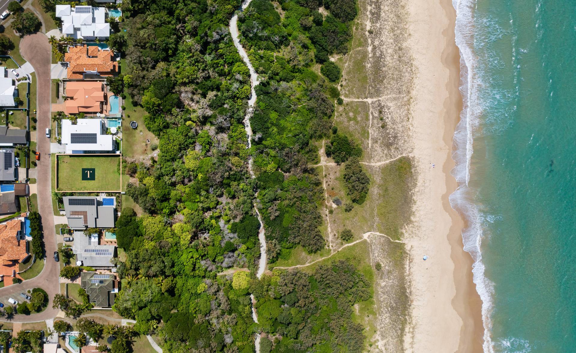 13 Driftwood Court, Bokarina - Thumbnail 2