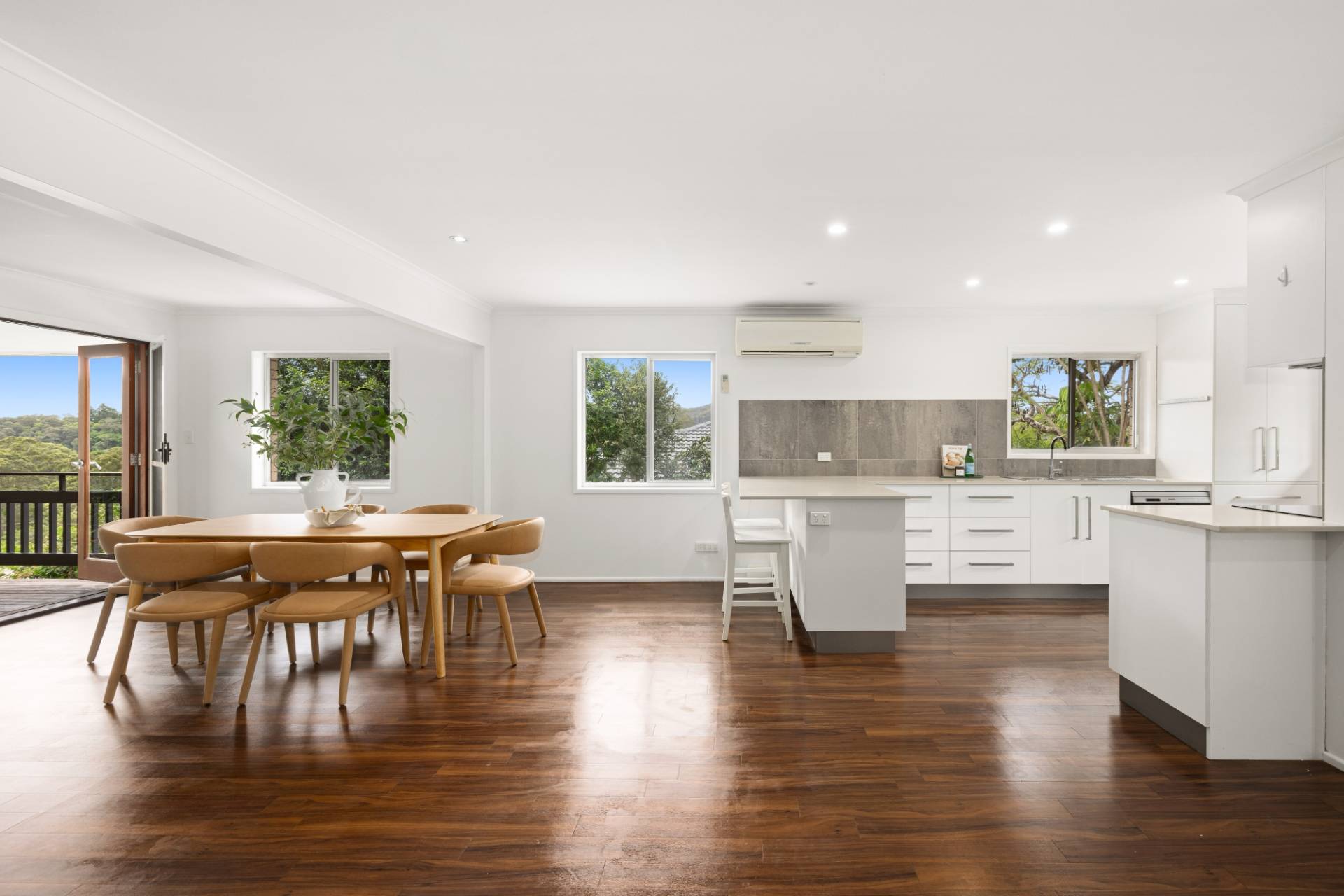 263 Panorama Drive, Rosemount - Thumbnail 4