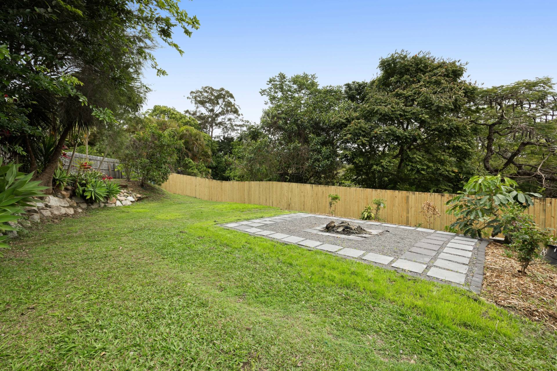 263 Panorama Drive, Rosemount - Thumbnail 6