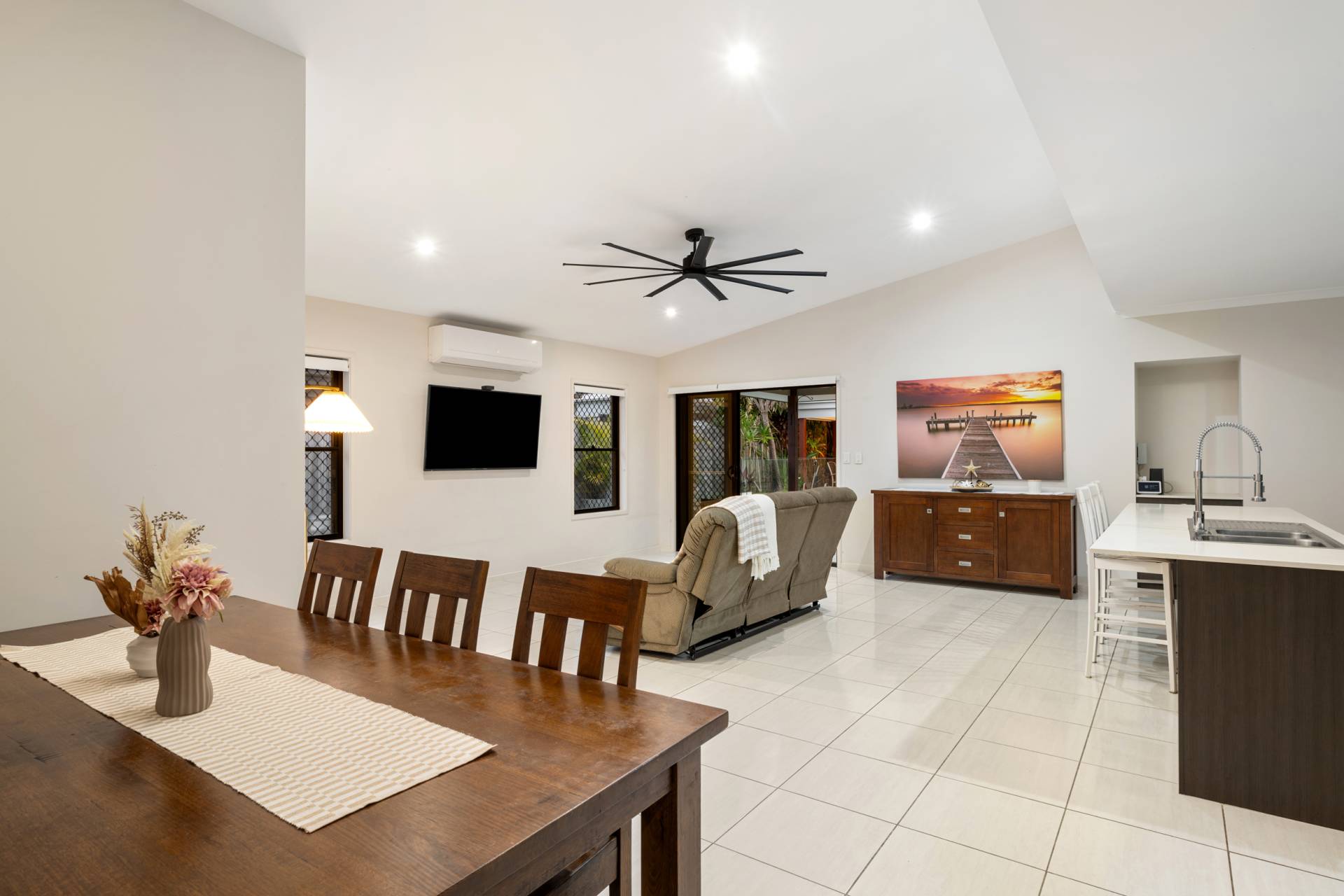 17 Forest Pines Boulevard, Forest Glen - Thumbnail 4