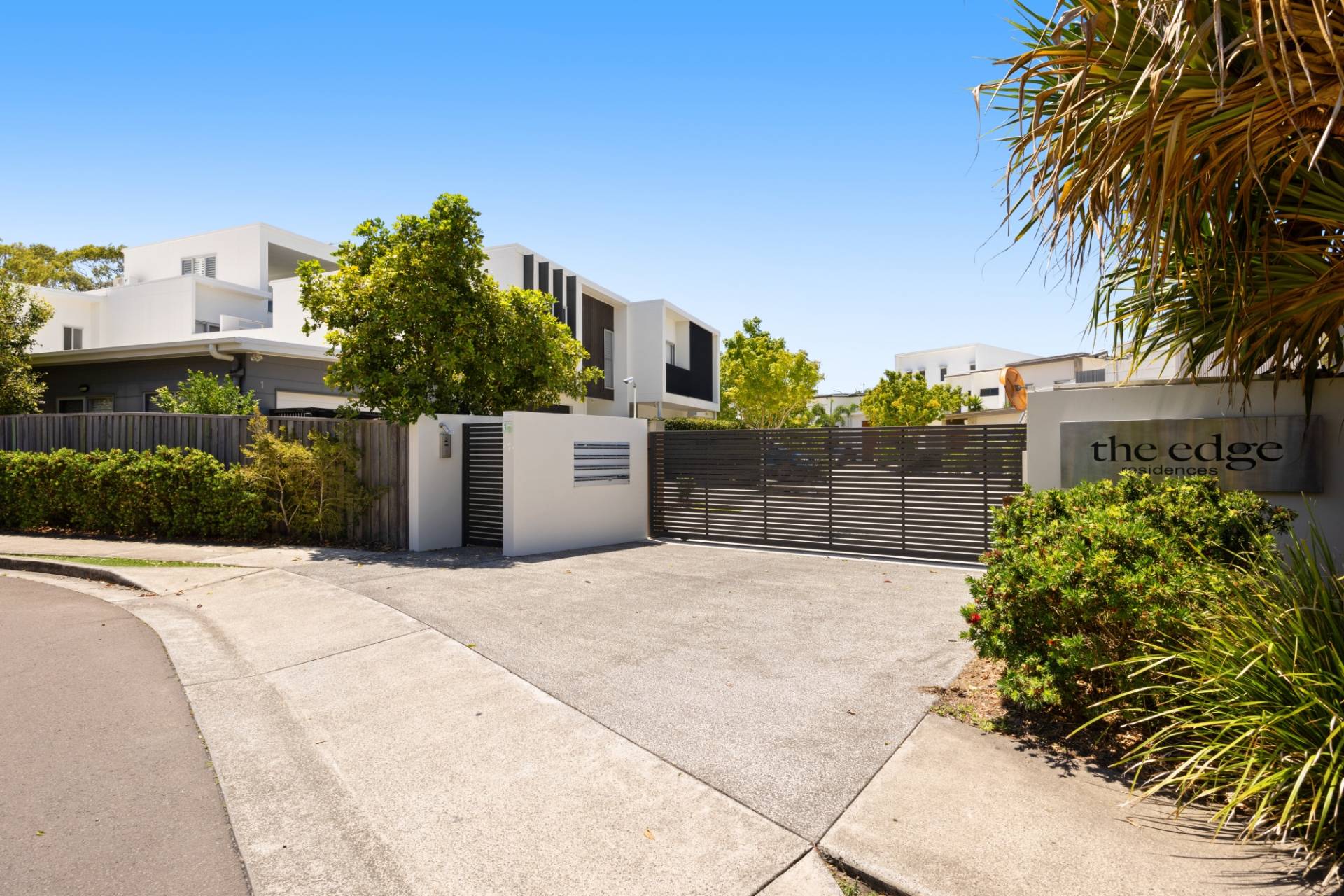 2/36 Pelican Waters Boulevard, Pelican Waters - Thumbnail 2