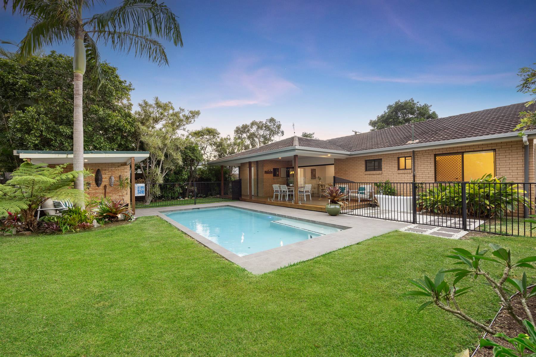 15 Sorrento Avenue, Coolum Beach - Image 1