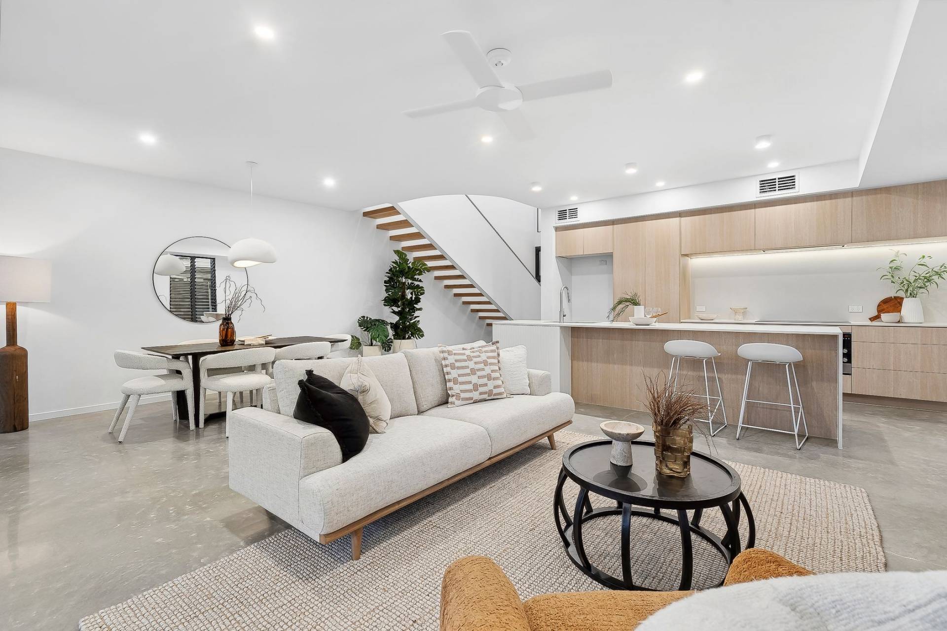 2/5 Curbarra Street, Buddina - Thumbnail 3