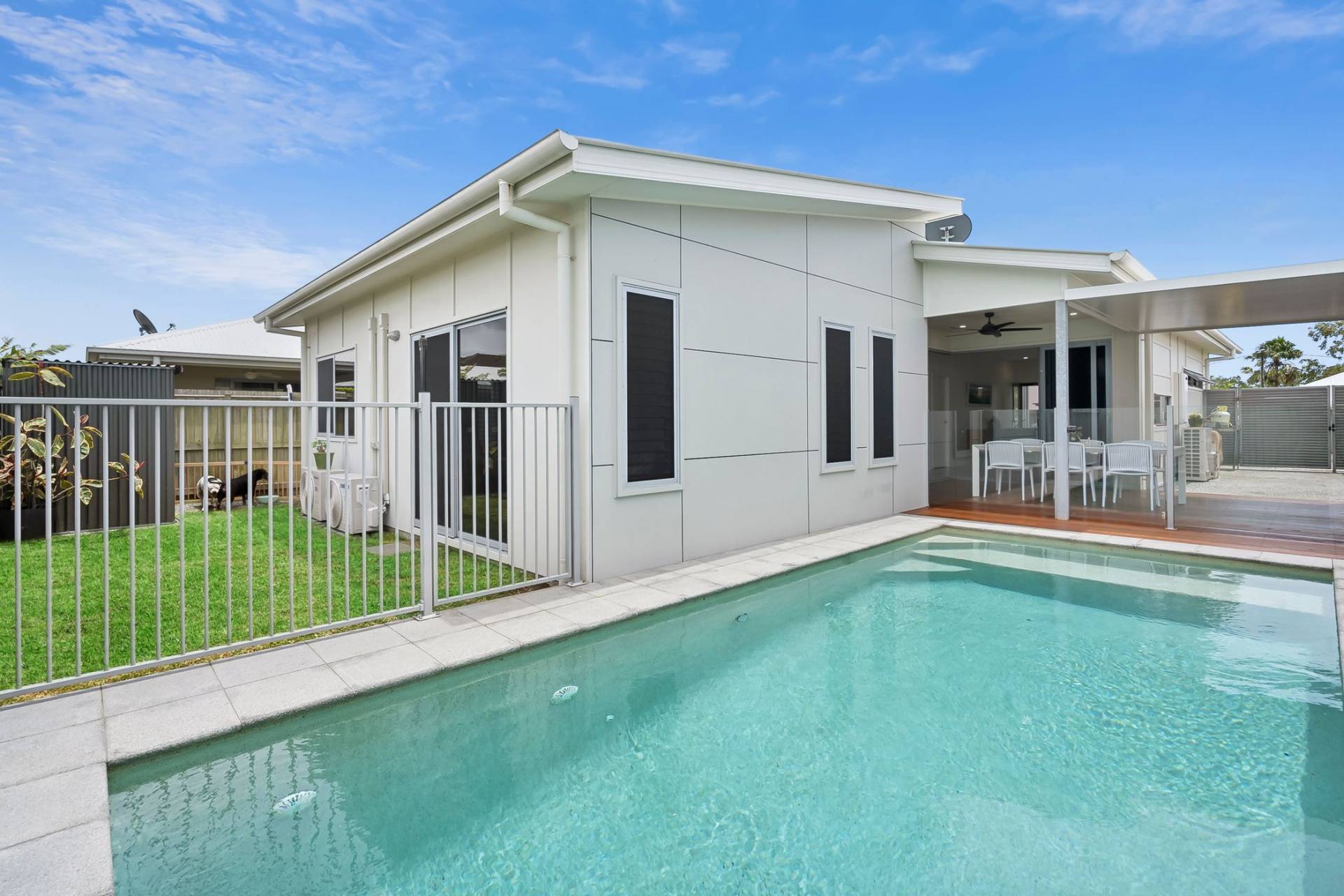 32 Carlisle Circuit, Mountain Creek - Thumbnail 7