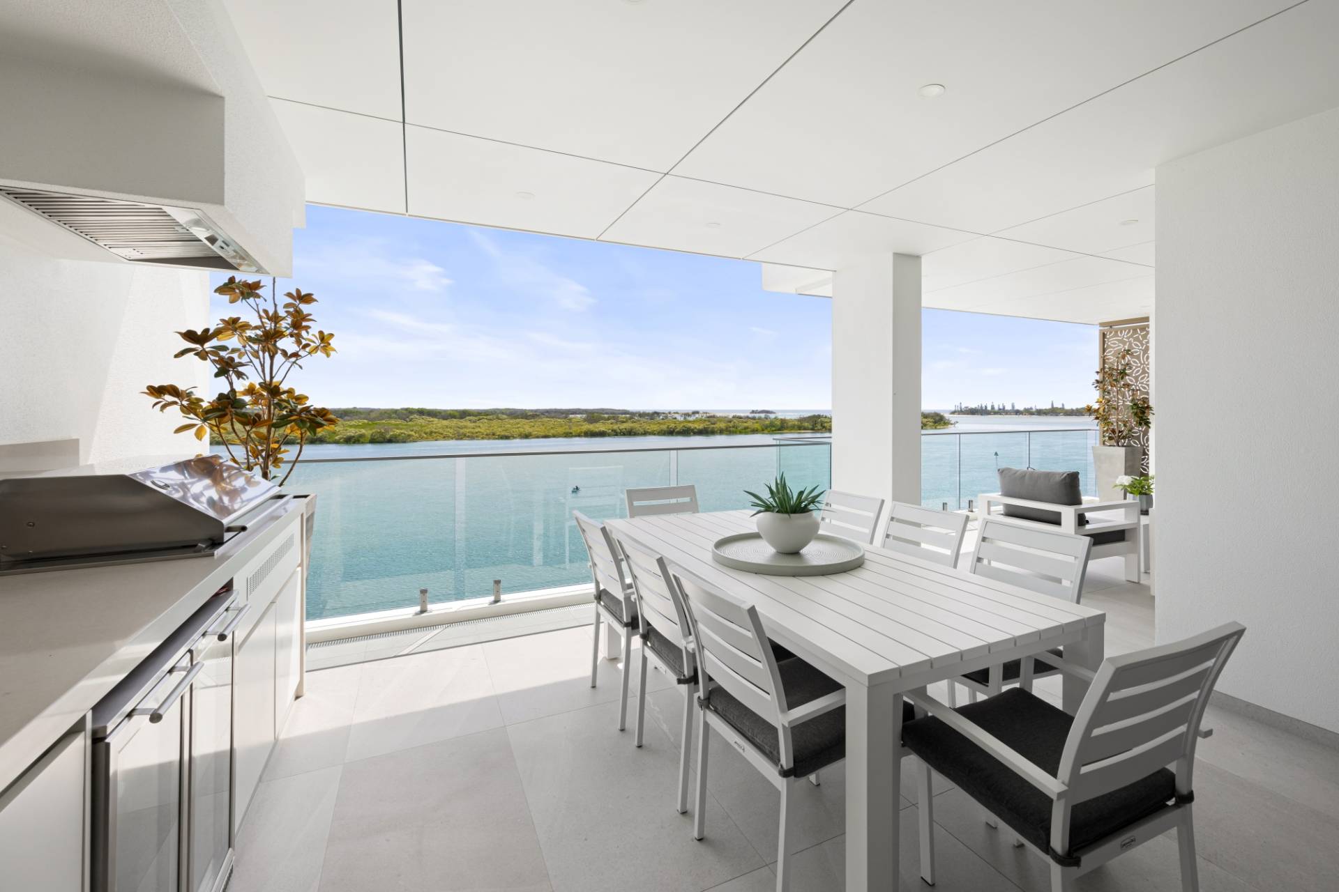 402/110 Duporth Avenue, Maroochydore - Thumbnail 7