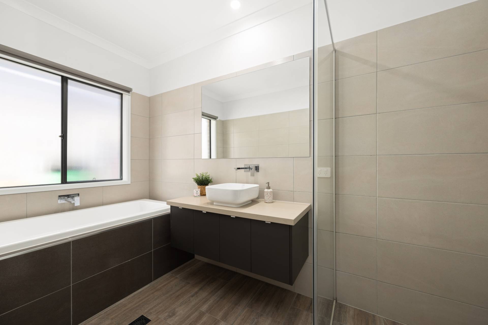 19 Sapphire Way, Palmview - Thumbnail 8