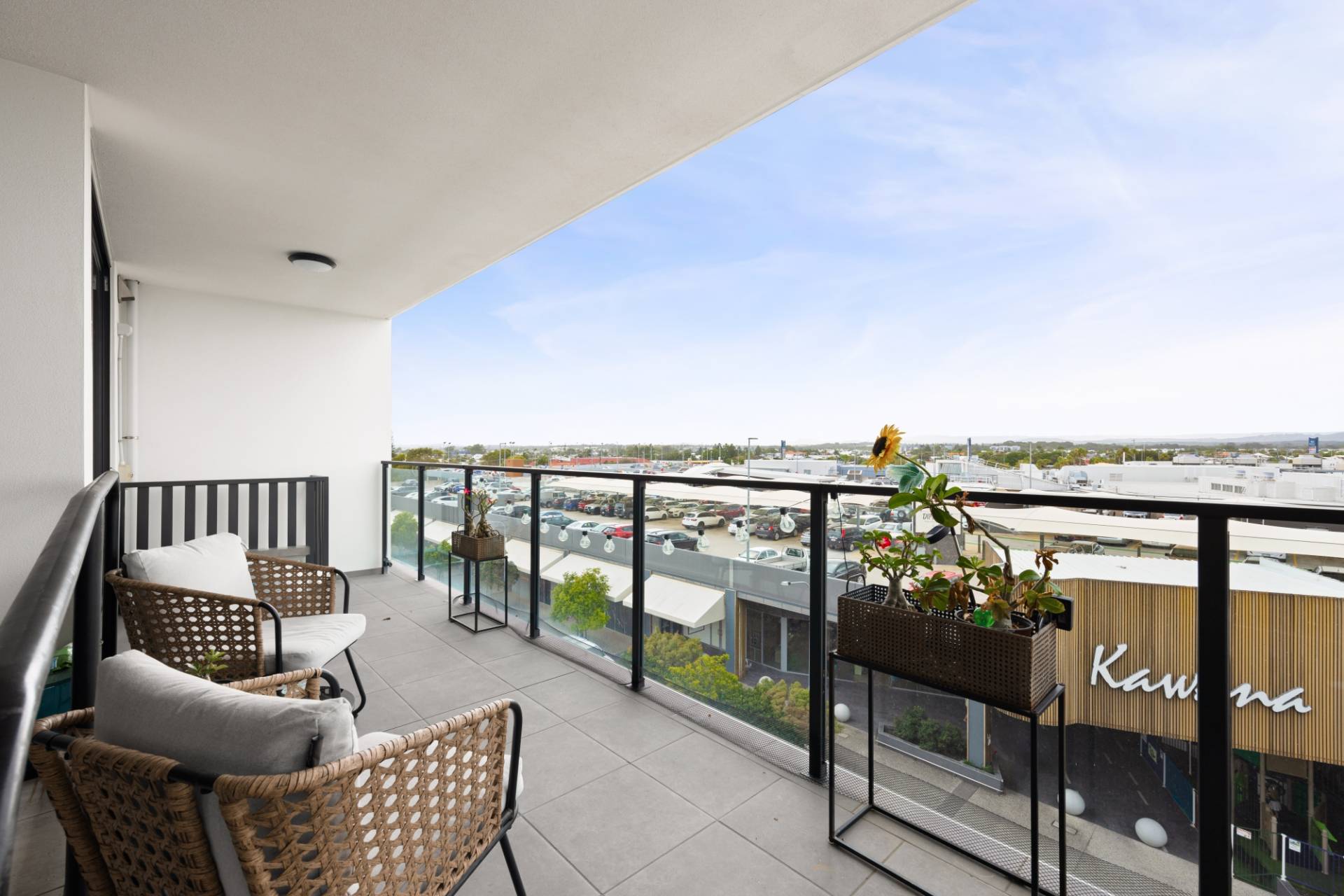 207,307 & 407/5 Bermagui Crescent, Buddina - Thumbnail 2