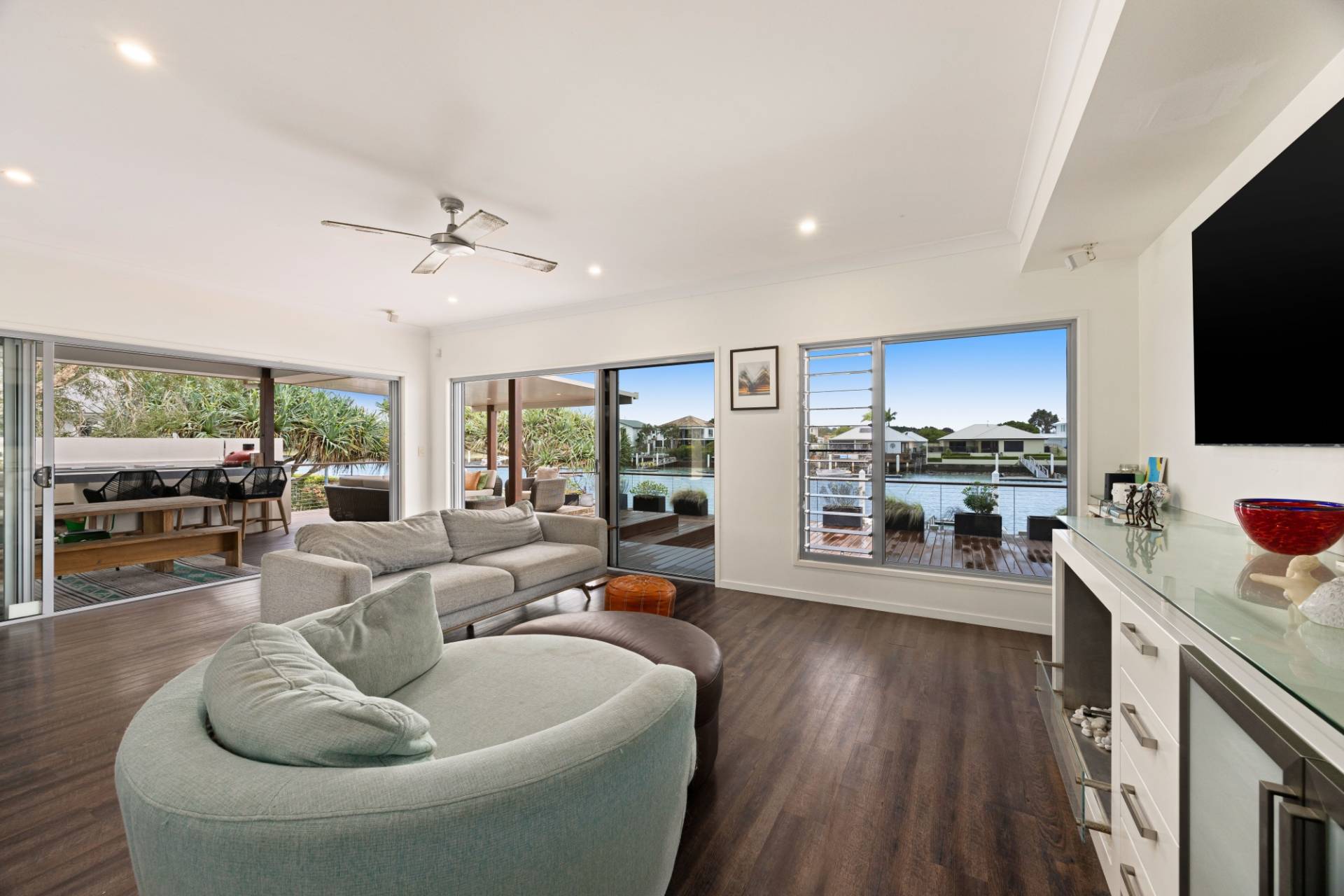 12 Nevis Court, Parrearra - Thumbnail 8