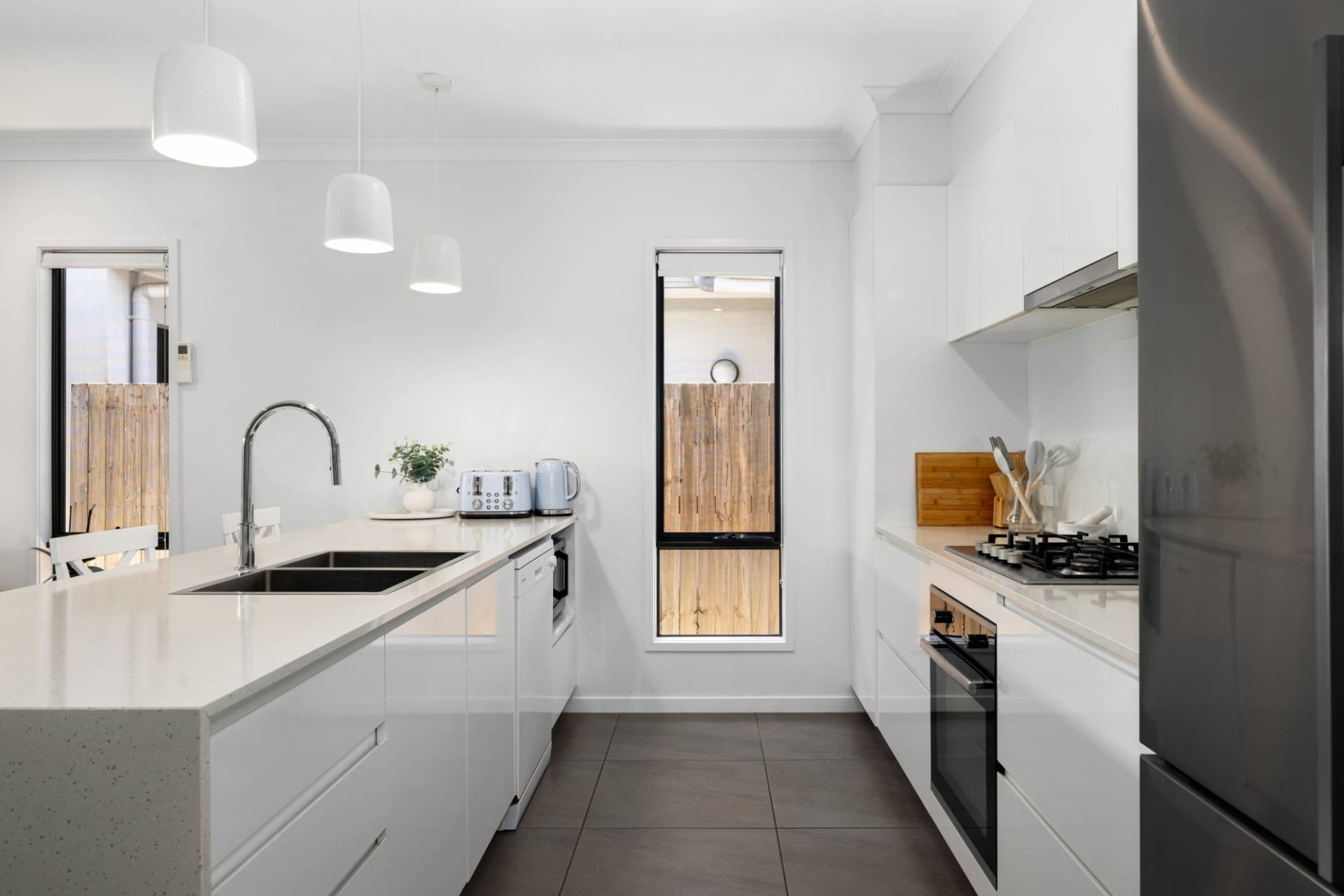 7 Limosa Way, Palmview - Thumbnail 2
