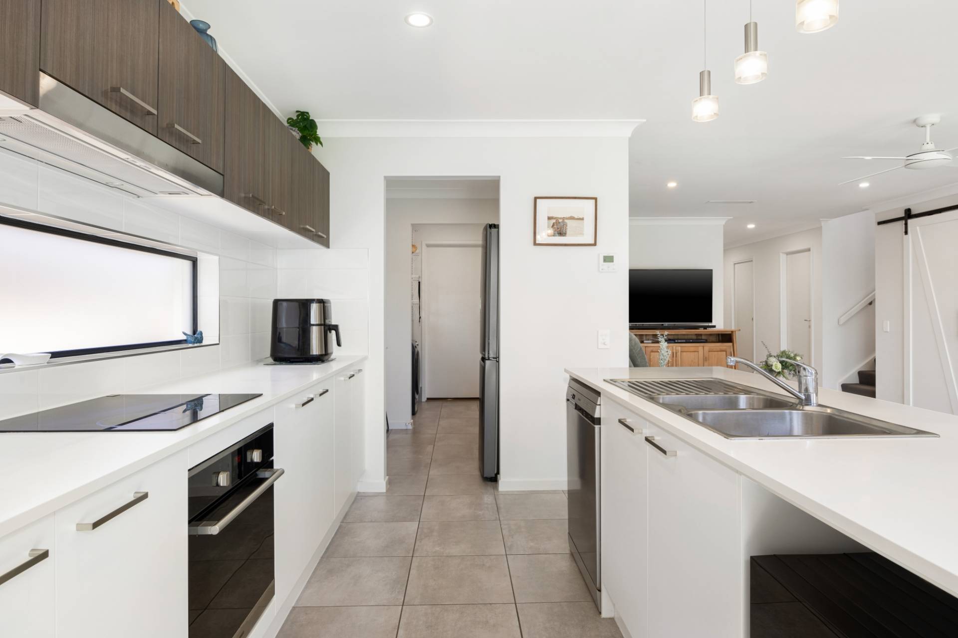 14 Sapphire Way, Palmview - Thumbnail 5