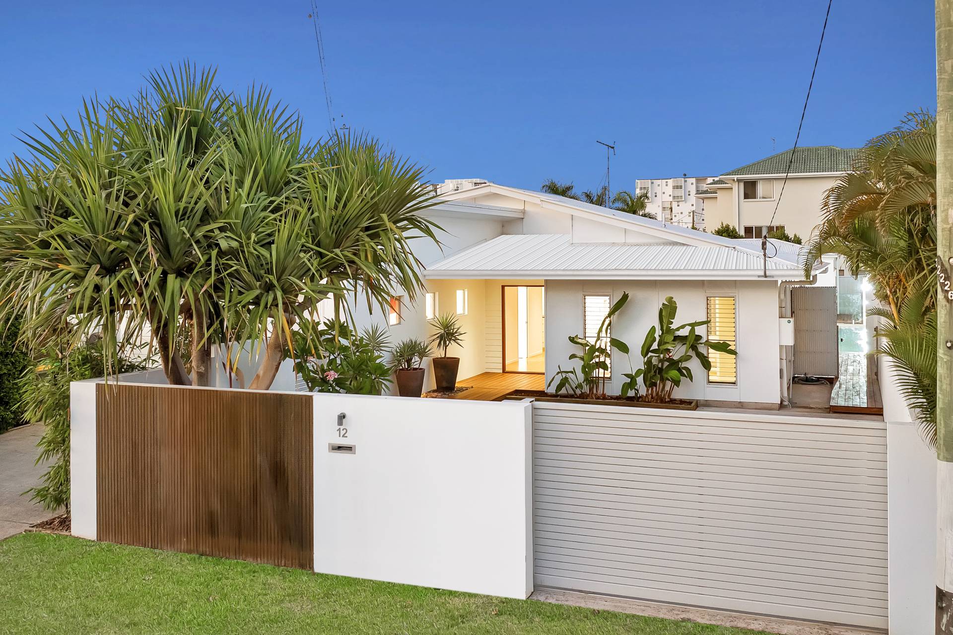 12 Hinkler Parade, Cotton Tree - Thumbnail 2