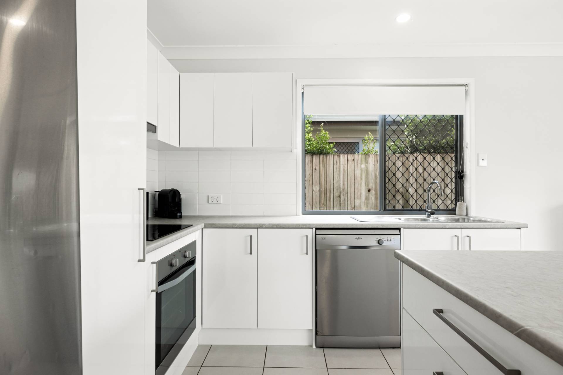 7, 22 Andrew Avenue, Little Mountain - Thumbnail 3