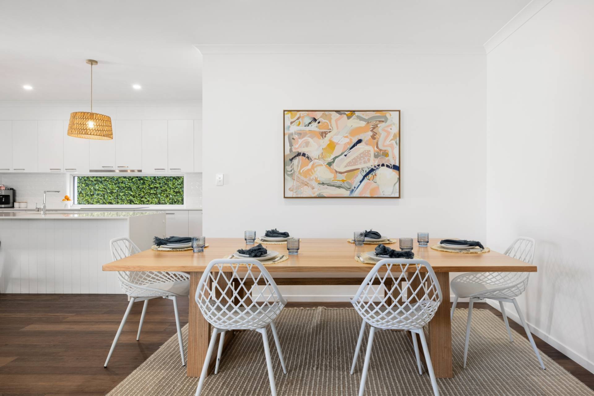 11 College Court, Little Mountain - Thumbnail 3