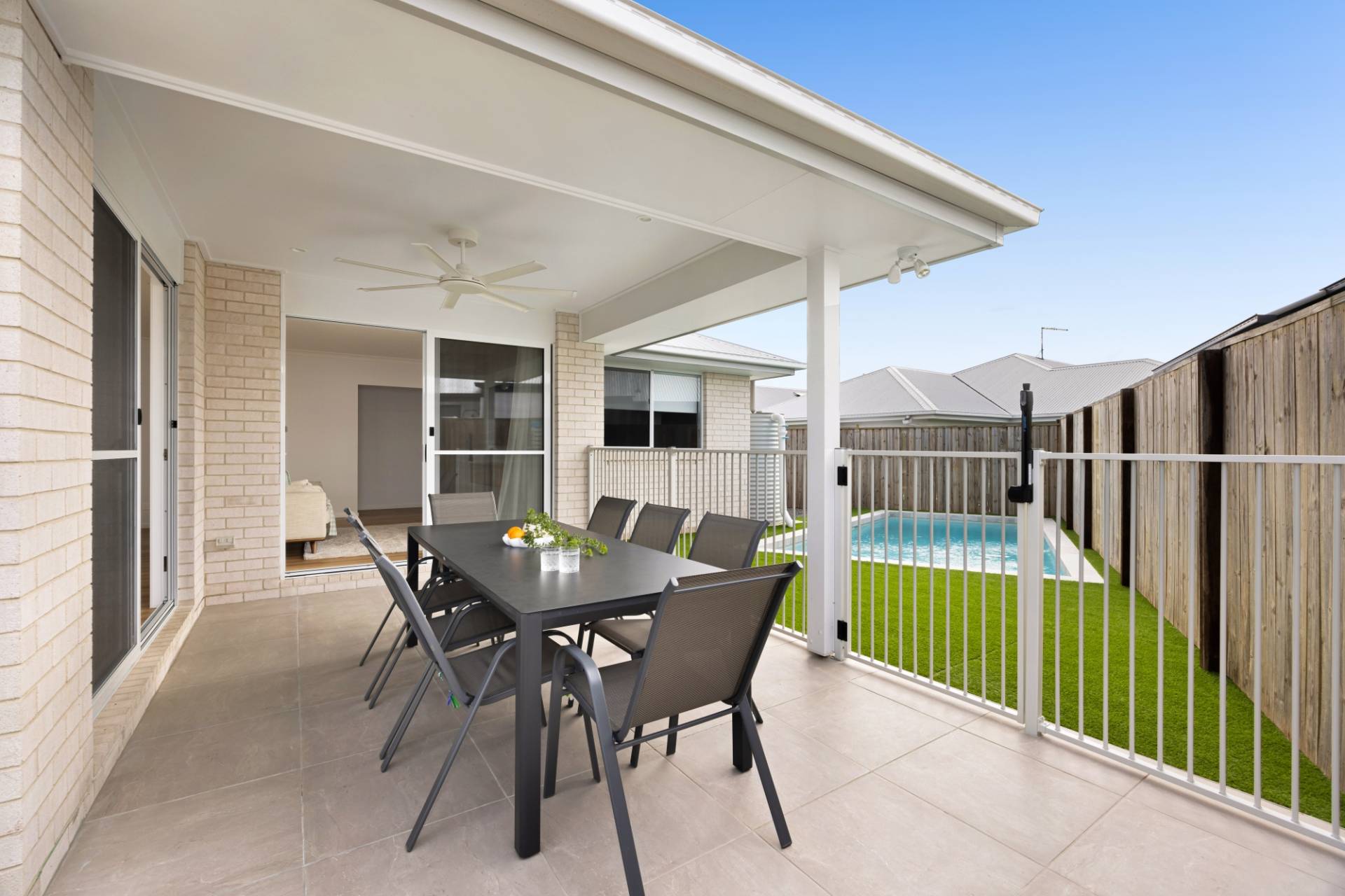 50 Tamborine Crescent, Banya - Thumbnail 5