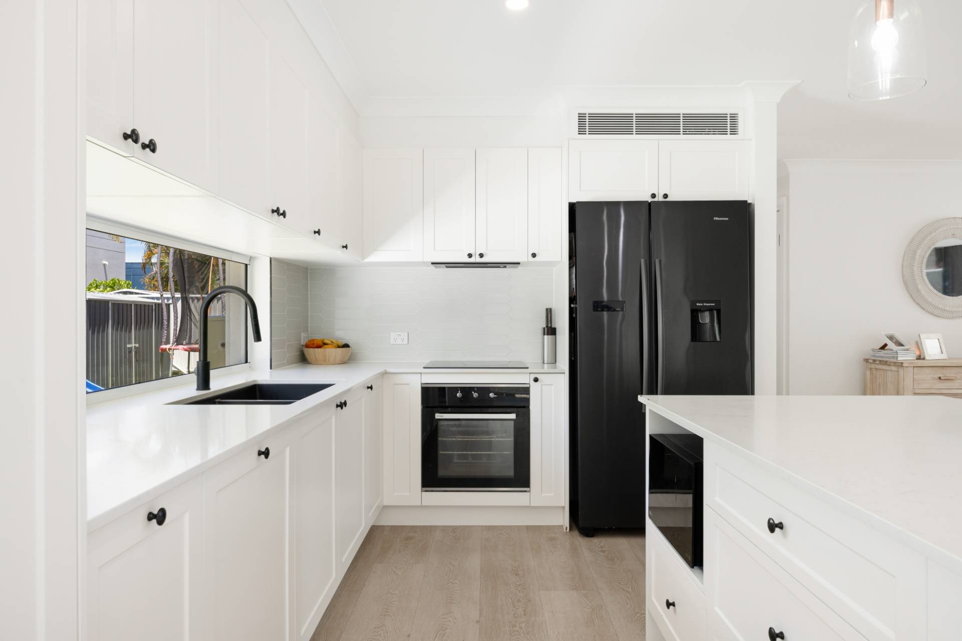 9 Tepequar Drive, Maroochydore - Thumbnail 3