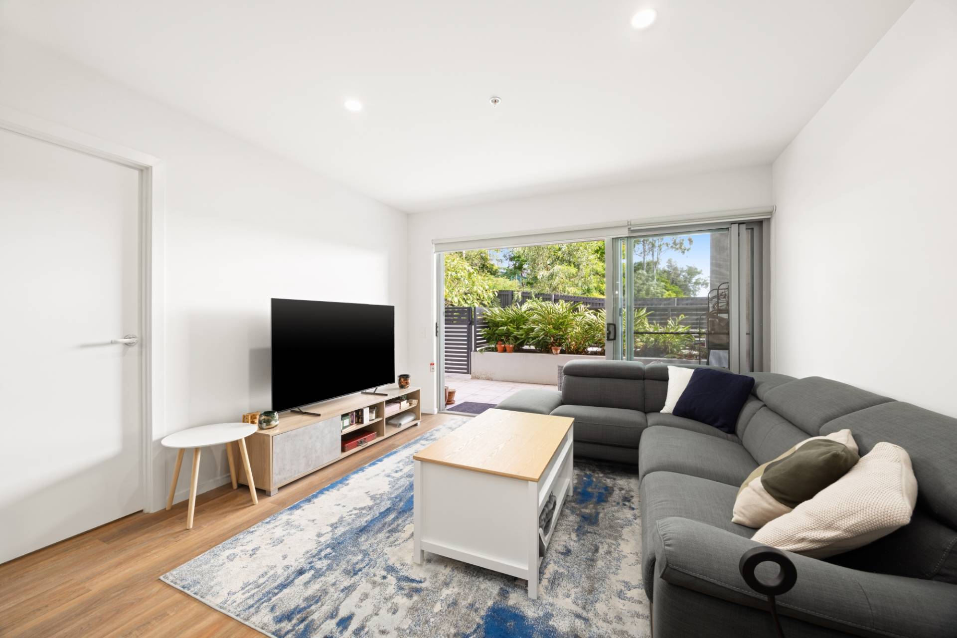 1010/1-3 Brookvale Drive, Underwood - Thumbnail 5