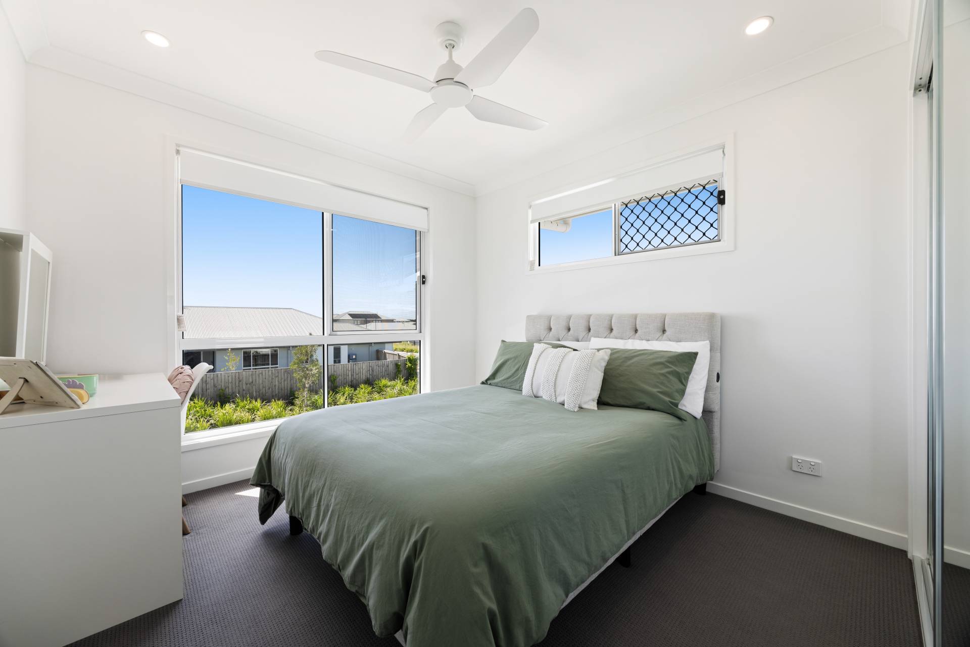 76 Lindeman Crescent, Banya - Thumbnail 7