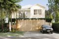 Elegant, Designer Living in GOLDEN Location