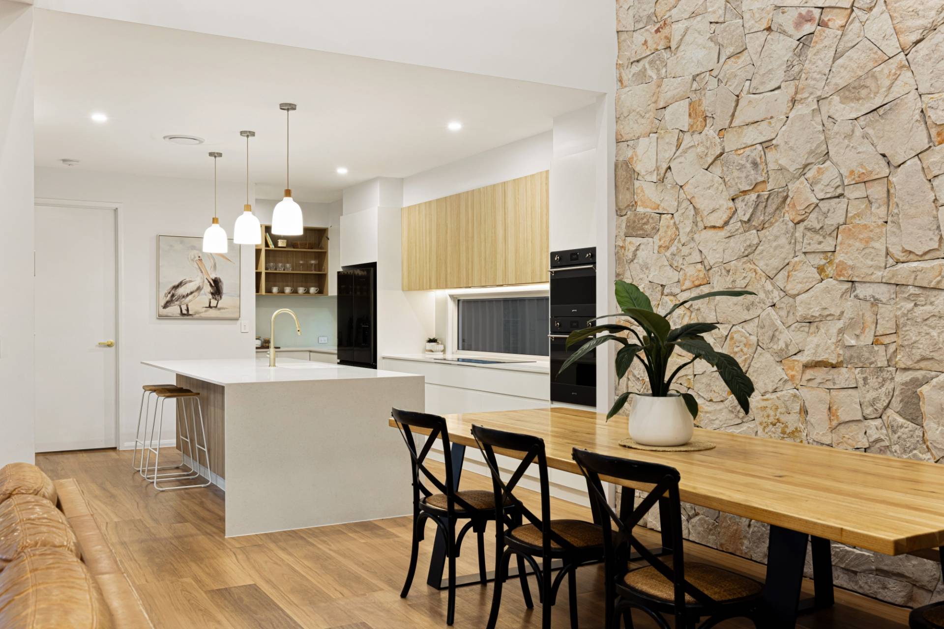137 Landsborough Parade, Golden Beach - Thumbnail 3