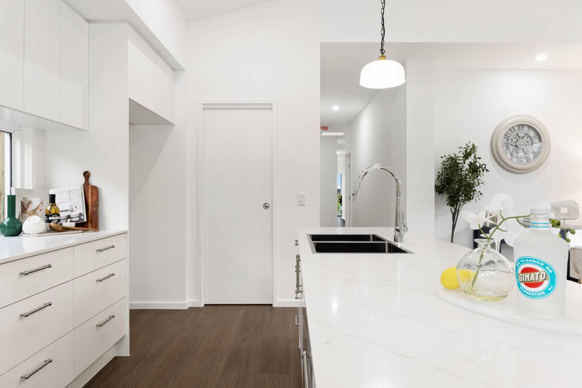 50 Napier Crescent, Banya - Thumbnail 7