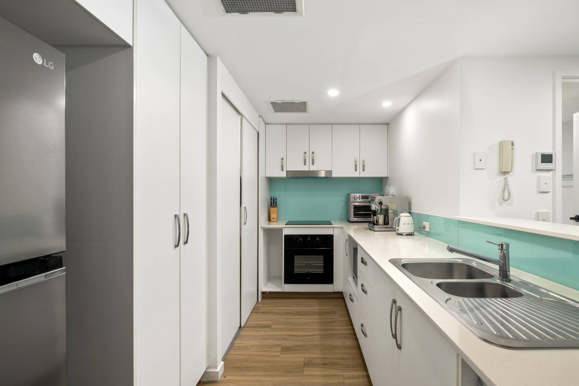 1101/27 Boardwalk Boulevard, Mount Coolum - Thumbnail 6