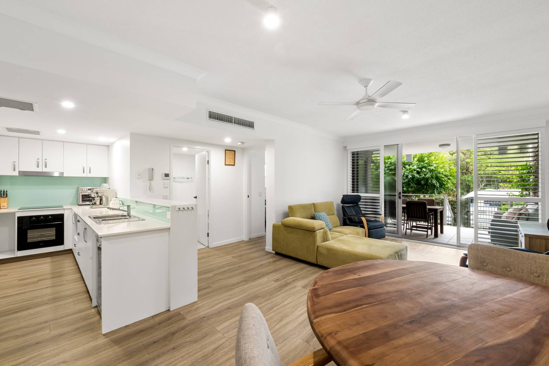 1101/27 Boardwalk Boulevard, Mount Coolum - Thumbnail 4