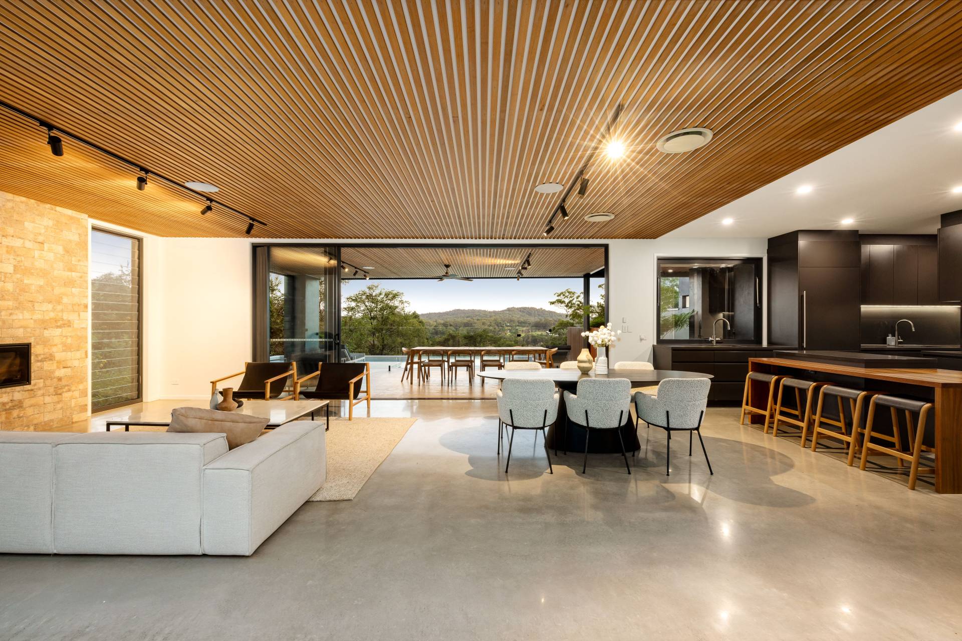 20 Karinya Court, Rosemount - Thumbnail 6