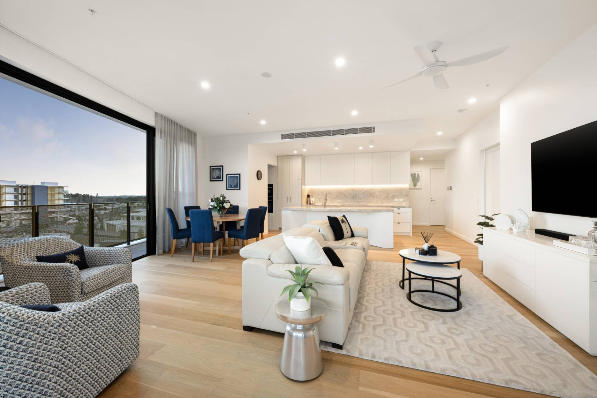 1503/18 Spitfire Banks Drive, Pelican Waters - Thumbnail 5