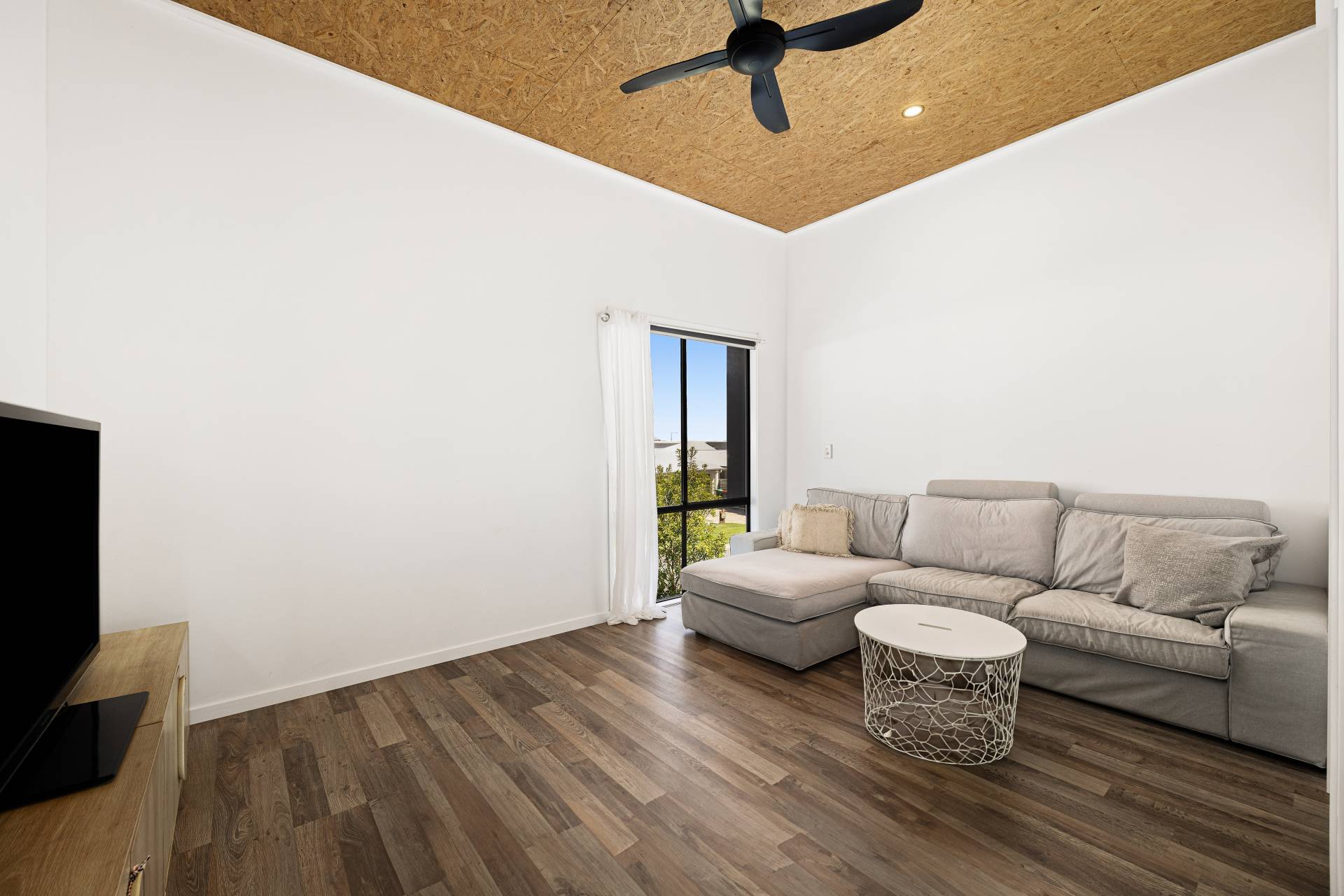 27 Adrian Circuit, Nirimba - Thumbnail 3