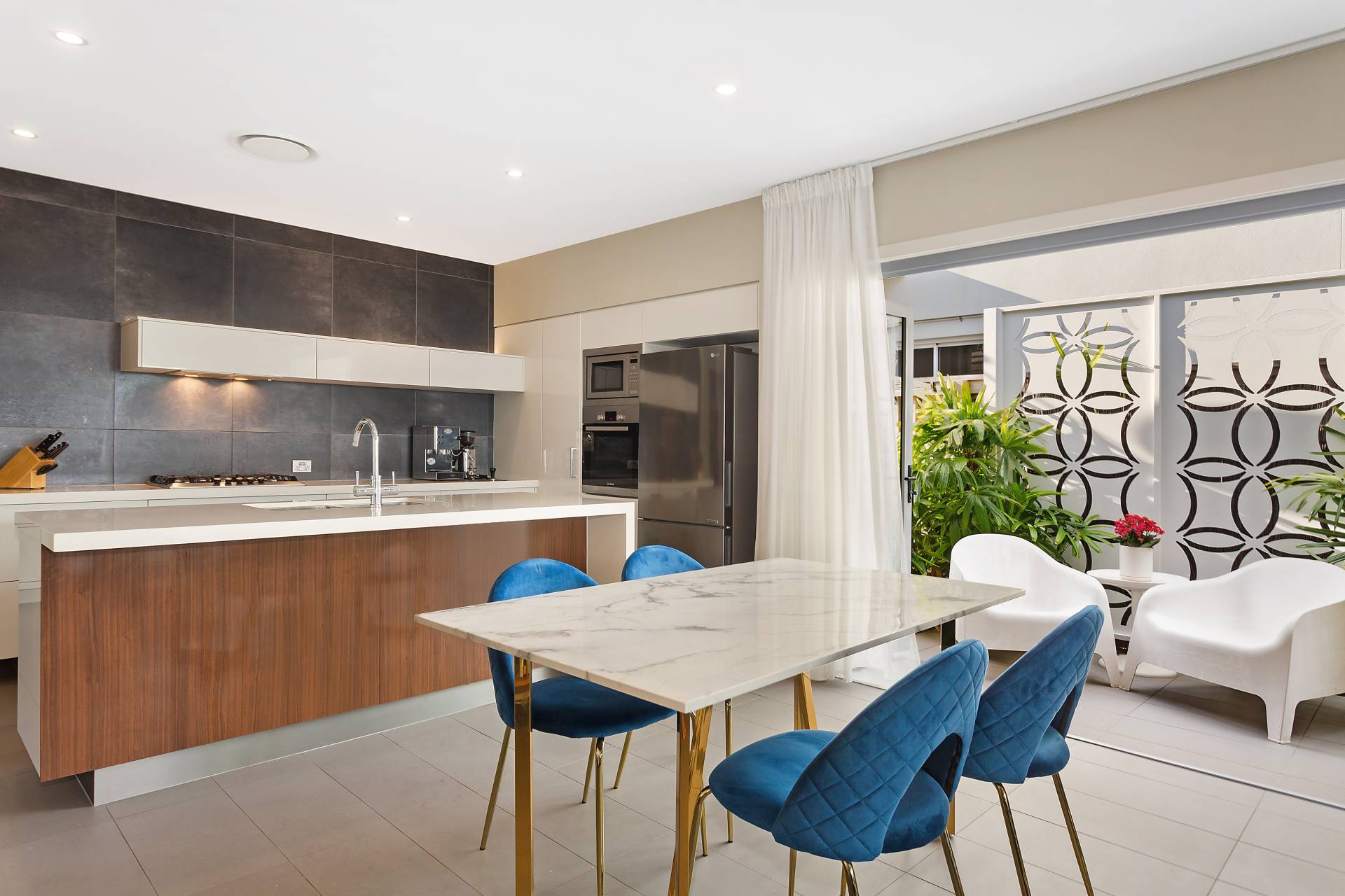 8 Azure Street, Caloundra West - Thumbnail 4