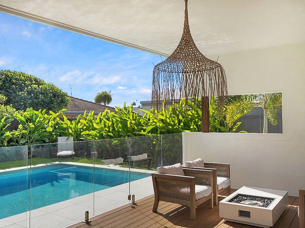 13 Langura Street, Warana - Thumbnail 8