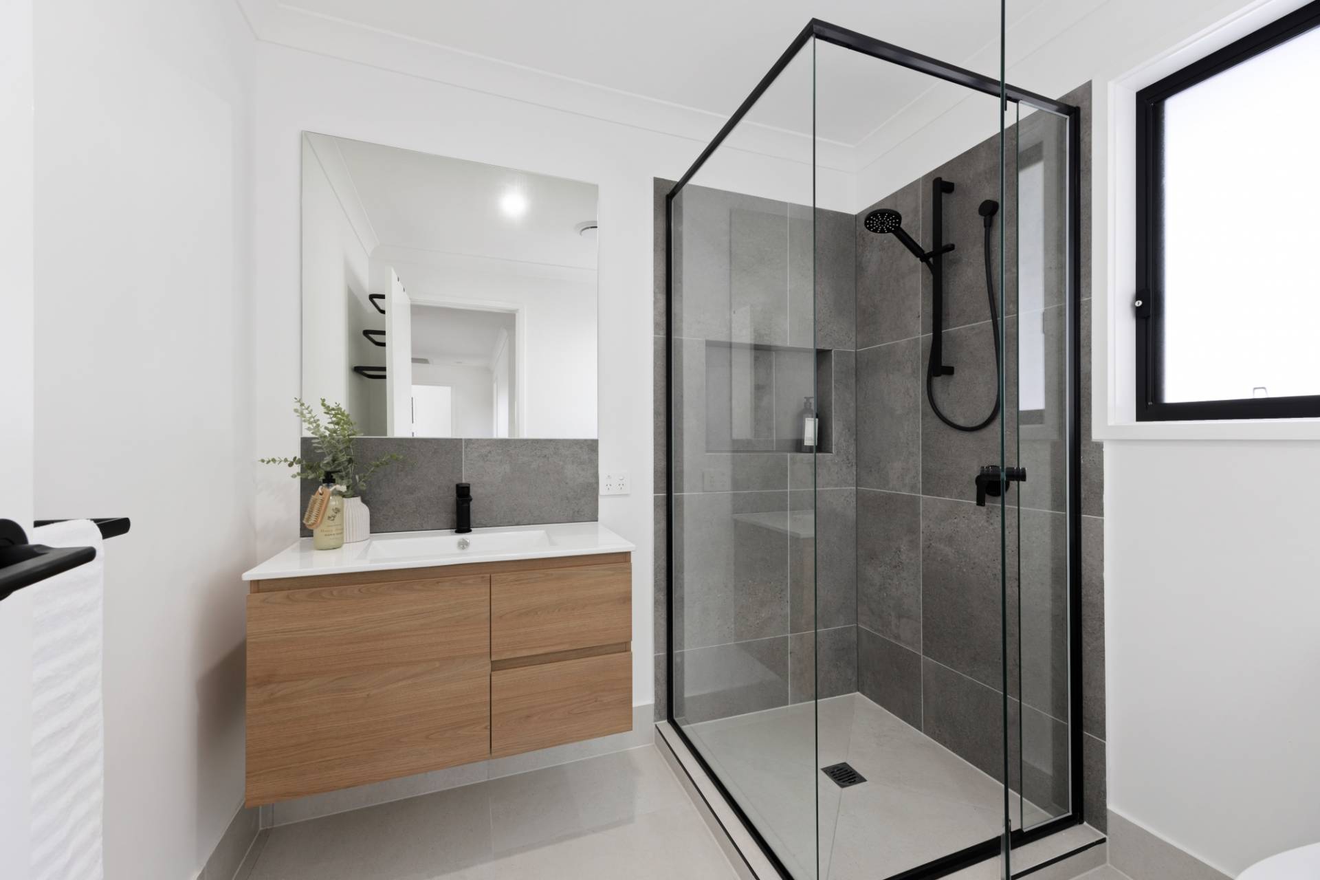 11 Valley Crescent, Palmview - Thumbnail 8