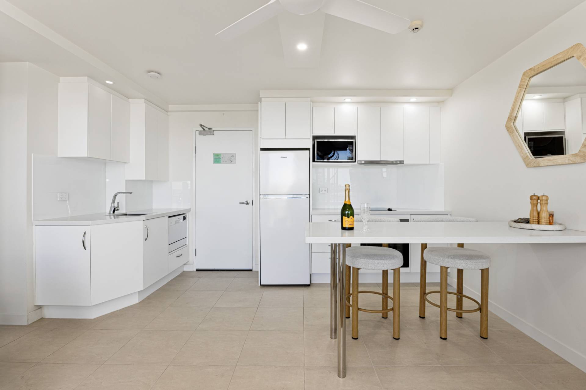 407/3 River Esplanade, Mooloolaba - Thumbnail 4