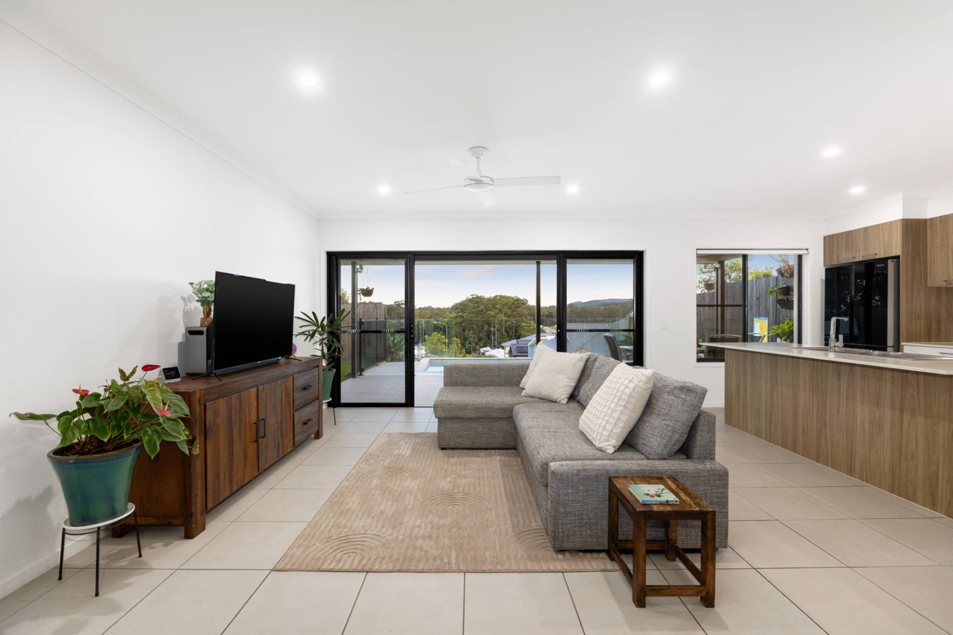 2 Honeybee Place, Palmwoods - Thumbnail 3