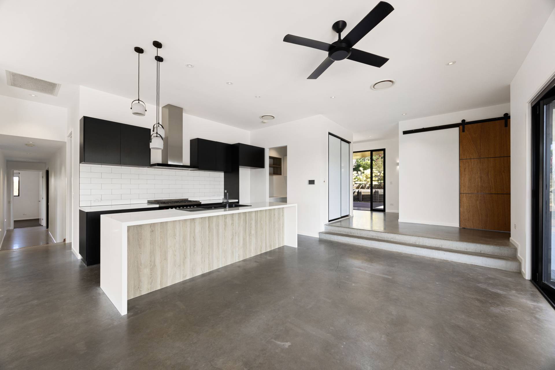 6 Glasswing Avenue, Palmview - Thumbnail 7