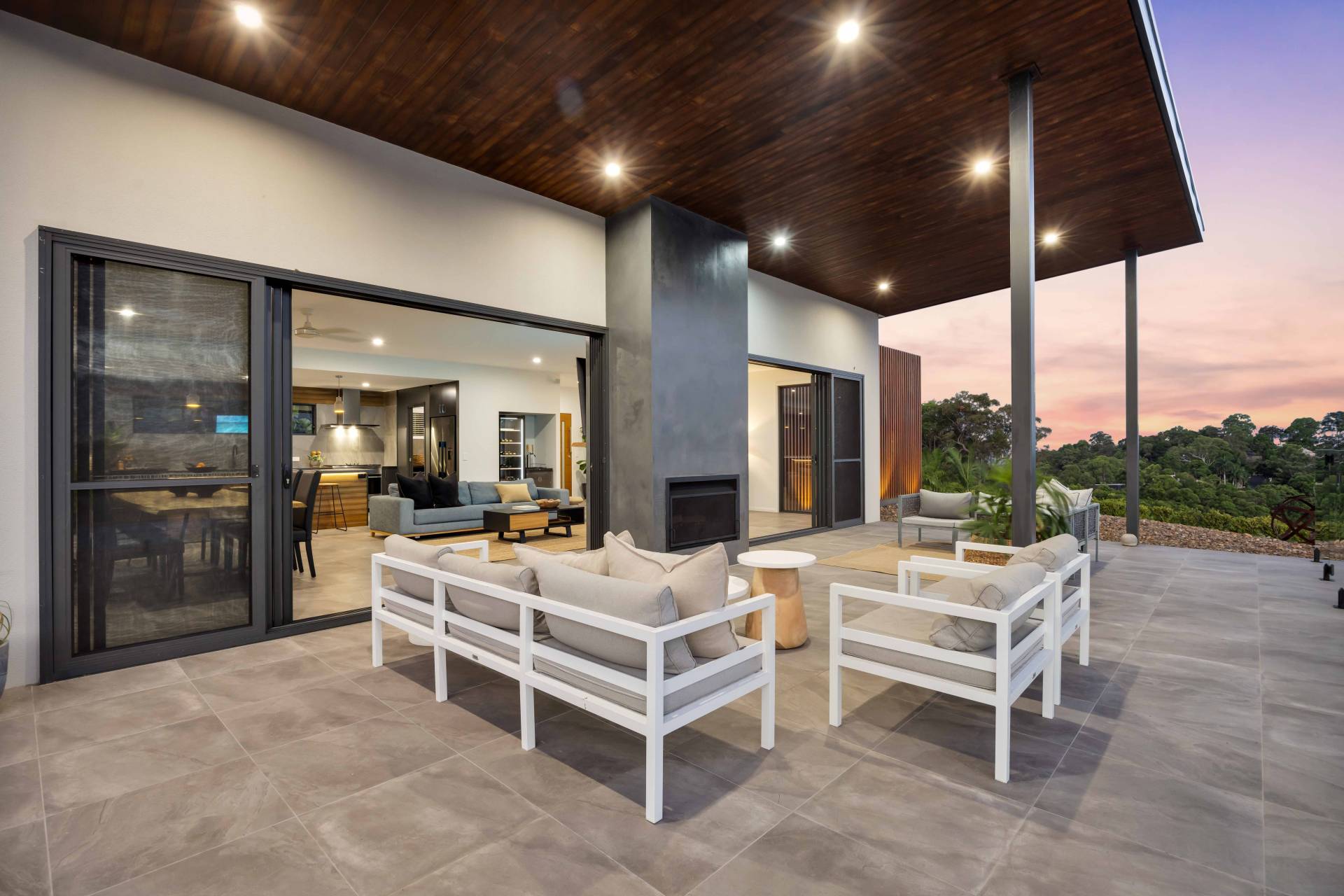 230 Ocean Vista Drive, Maroochy River - Thumbnail 2