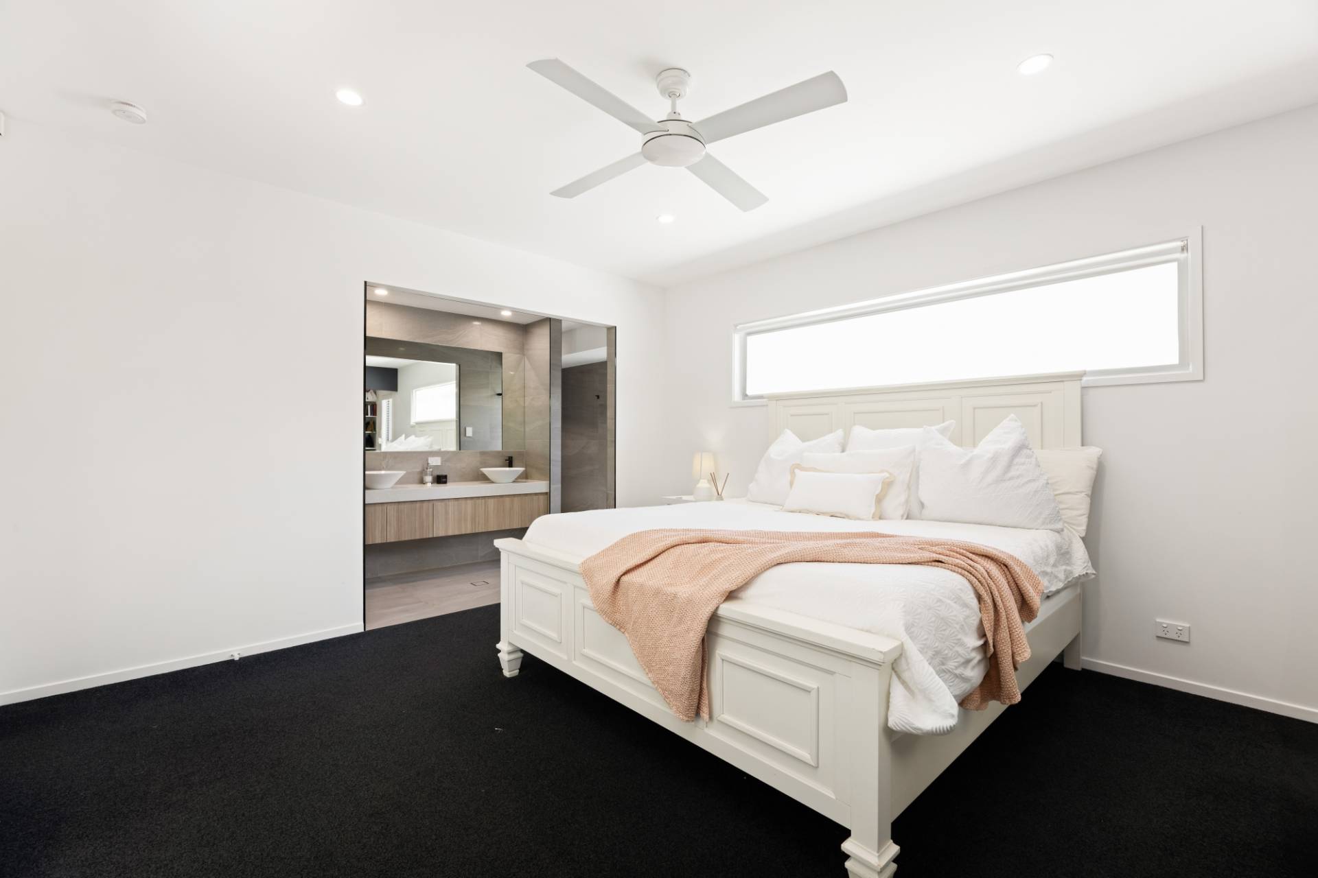 20 Berry Terrace, Baringa - Thumbnail 8