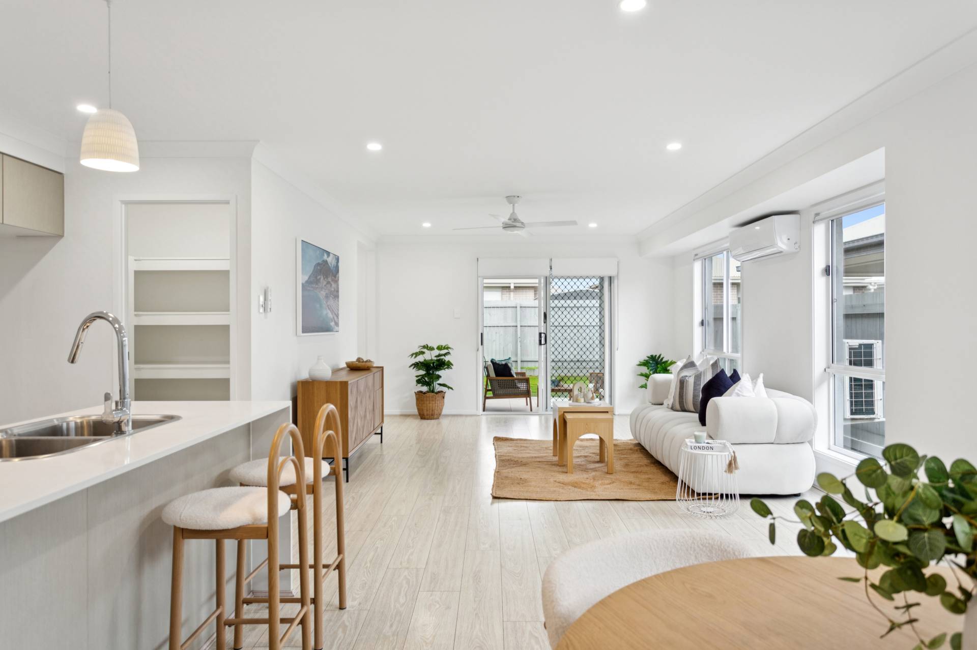 24 Benjamen Crescent, Nirimba - Thumbnail 4